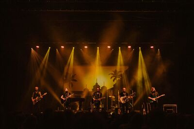 Ultimate Eagles (UK) · De Meerpaal, Dronten · vr 9 apr 2027